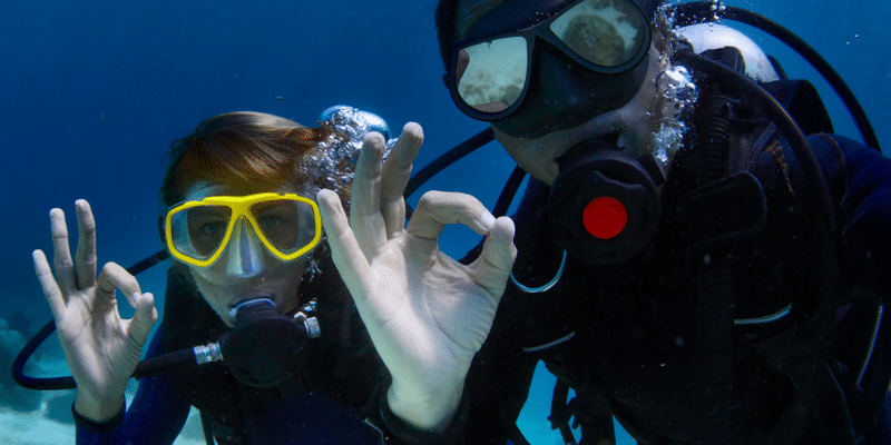 Bucket list ideas for couples scuba diving